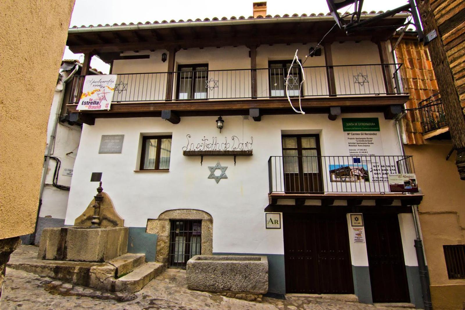 La Estrella De David, Apartamentos Rurales Hervás Eksteriør billede